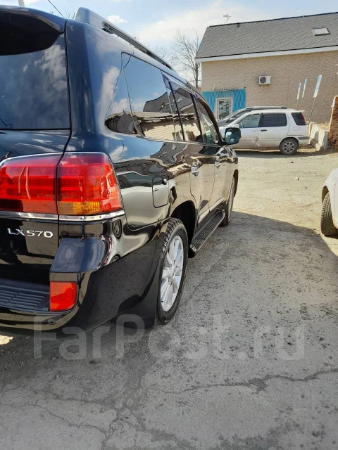 Lexus LX570. �������, 4wd, 5.7 (381��.�.), ������, 150 000����. �� ����