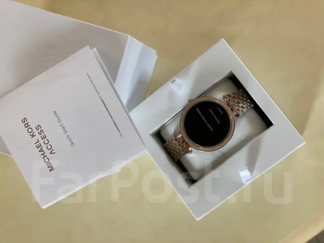 Michael Kors ����