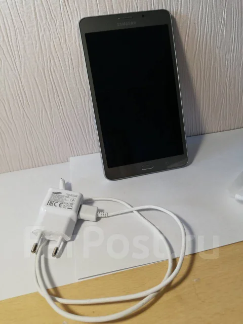 Samsung Galaxy Tab A 7.0 ����