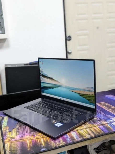 Honor MagicBook 15. 15.6", ��� 8 ��, ���� 512���, WiFi: 1, ����������� �� 8��. ����