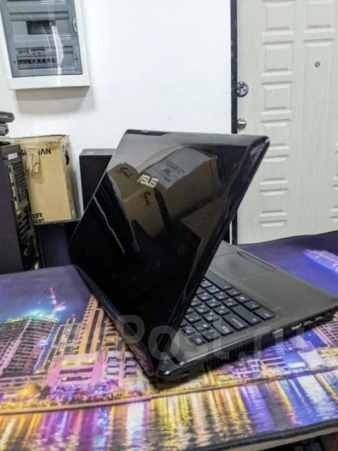 Asus K52. 15.6", ��� 4 ��, ���� 320���, WiFi: 1 ����
