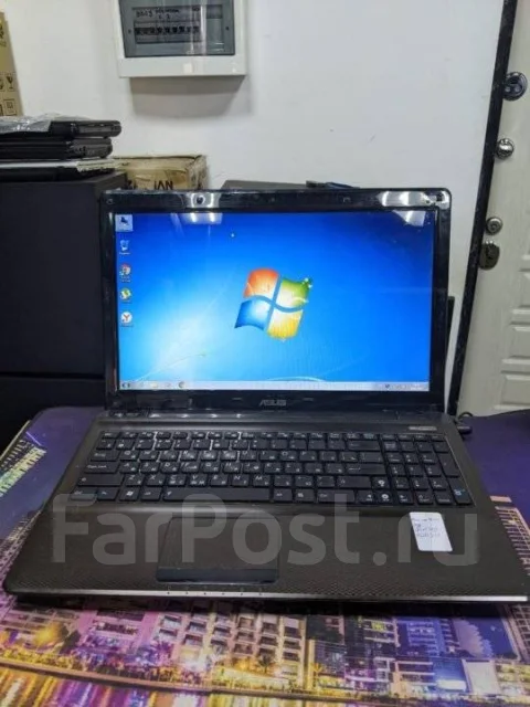 Asus K52. 15.6", ��� 4 ��, ���� 320���, WiFi: 1 ����