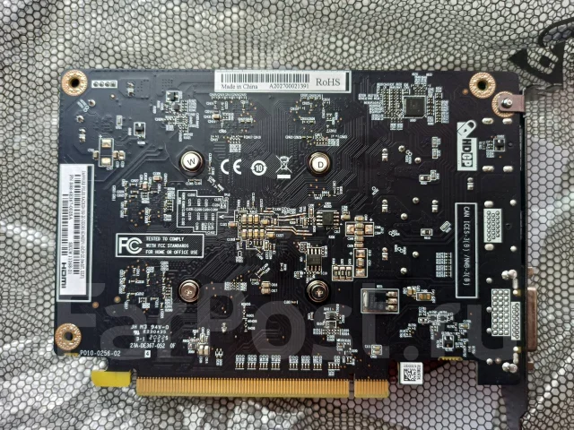 Radeon RX 550 ����