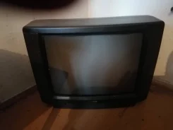 Akai. CRT (���) ����