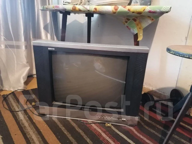 Akai. CRT (���) ����