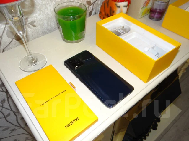 Realme 8. �/�, �����, 3G, 4G LTE, Dual-SIM, NFC ����