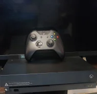 Microsoft Xbox One X ����