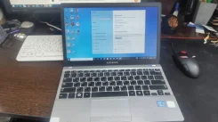 Samsung 350U2A. 12.5", 1,3����, ��� 8 ��, ���� 120���, WiFi, Bluetooth, ����������� �� 2��. ����