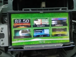 Clarion NX702 ����