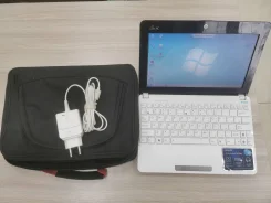 Asus. 10.1", 1,7����, ��� 2048 ��, ���� 320���, WiFi, Bluetooth, ����������� �� 2��. ����