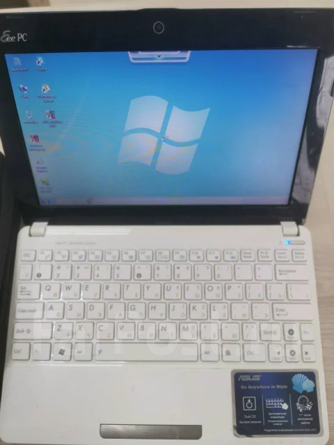 Asus. 10.1", 1,7����, ��� 2048 ��, ���� 320���, WiFi: 1, Bluetooth: 1, ����������� �� 2��. ����