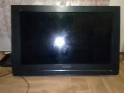 Panasonic Viera TX-R32LE8. LED ����