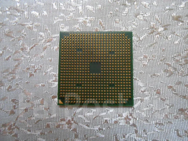 AMD Turion X2 RM-75 ����