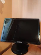 Samsung. 19" ����