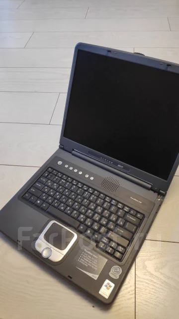 Acer TravelMate. 15", 2,6���� ����
