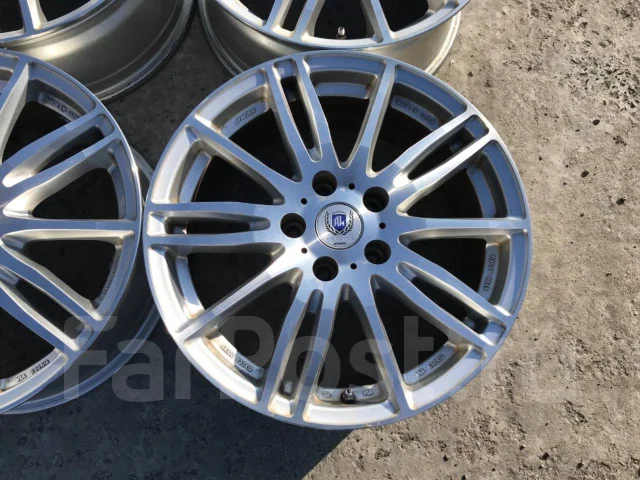 Work ArkLine. 7.0x17", 5x114.3, ET38 ����