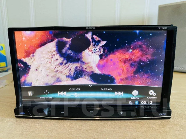 Clarion NX702 ����