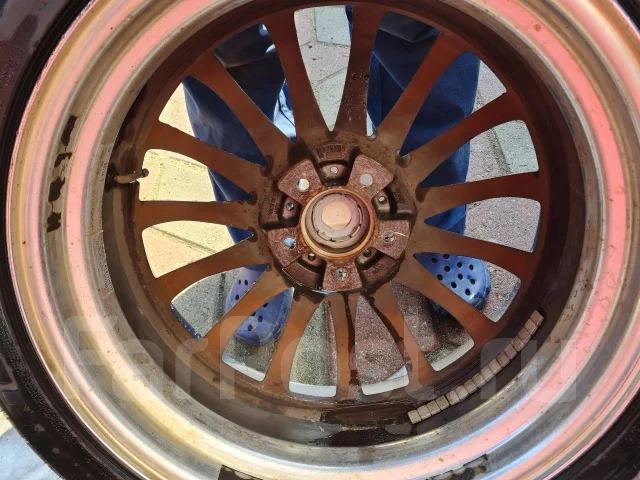 SSR Vienna. 8.0/8.0x19", 5x114.3, ET24/37 ����