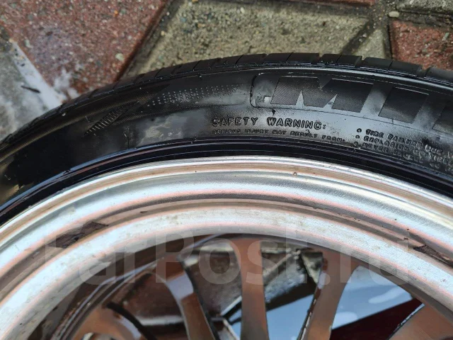 SSR Vienna. 8.0/8.0x19", 5x114.3, ET24/37 ����
