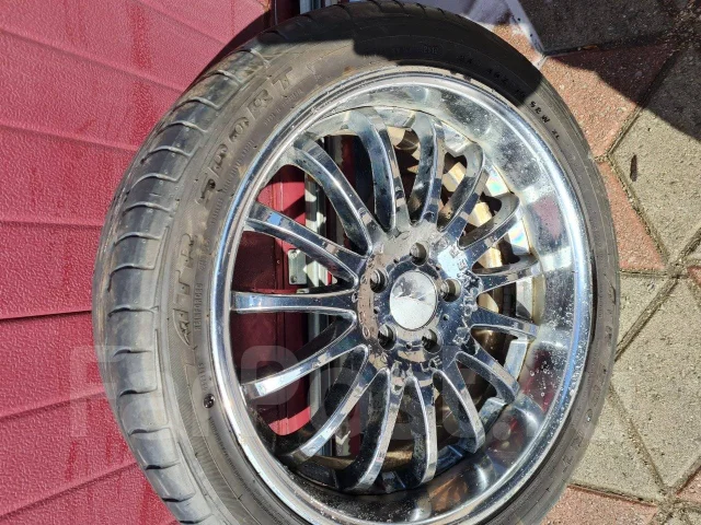 SSR Vienna. 8.0/8.0x19", 5x114.3, ET24/37 ����