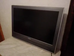 Toshiba 37WL67R. LED ����