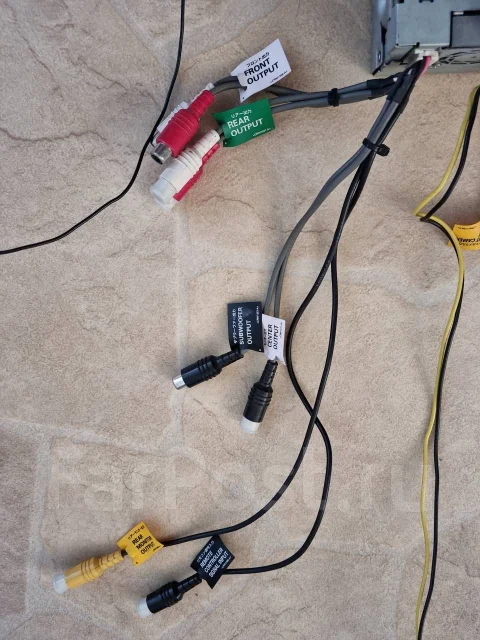 Pioneer Carrozzeria AVIC-VH9990 ����