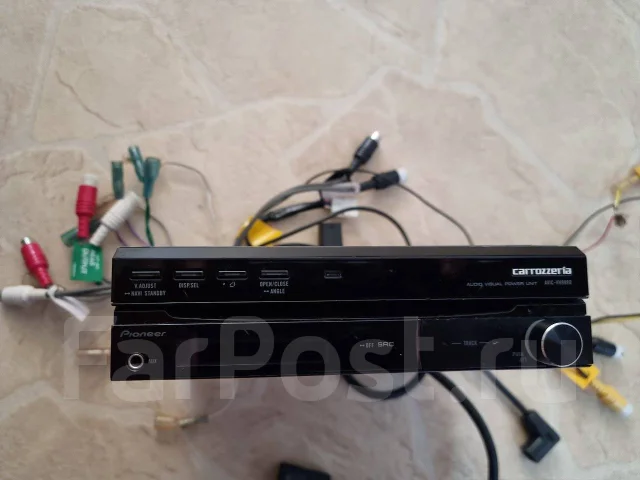 Pioneer Carrozzeria AVIC-VH9990 ����