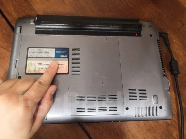 Asus U24E. 11.6", ��� 8 ��, ���� 160���, WiFi: 1, Bluetooth: 1 ����