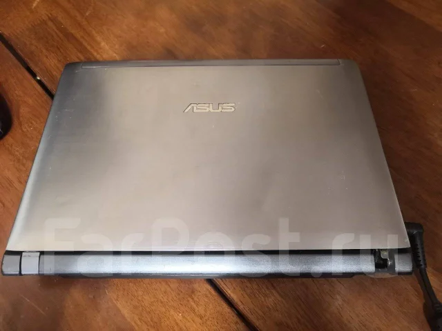 Asus U24E. 11.6", ��� 8 ��, ���� 160���, WiFi: 1, Bluetooth: 1 ����