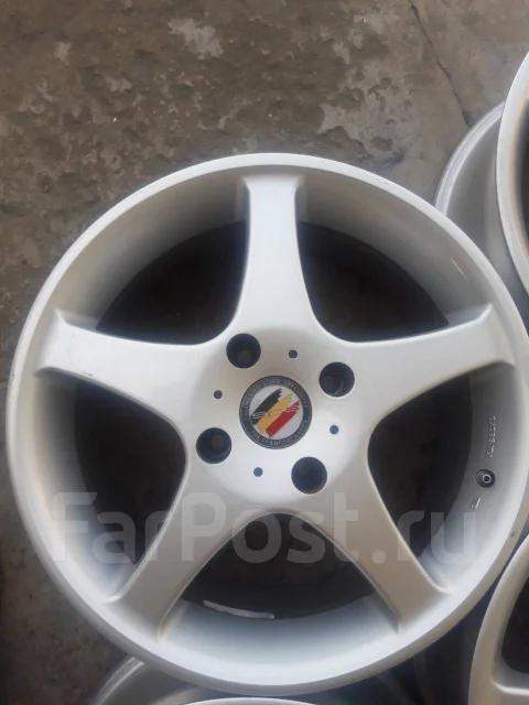 Niche Spa. 7.0x16", 4x114.3, ET45, �� 71,1���. ����