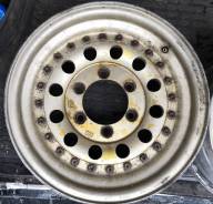 Berg. 7.0x15", 6x139.7, ET-13 