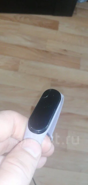 Xiaomi Mi Band 4 ����
