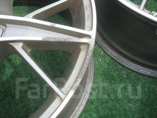 OZ Racing Quaranta. 8.0x18", 5x108, ET45 ����