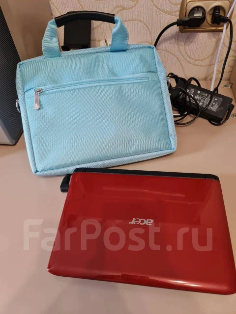Acer Aspire One 532h-28b. 11.6", 1,7����, ��� 2048 ��, ���� 250���, WiFi: 1, Bluetooth: 1, ����������� �� 1��. ����