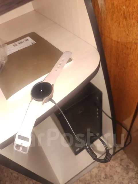 Samsung Galaxy Watch4. GPS, NFC, IP68 ����