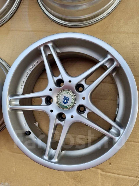 BMW Racing Dynamics. 7.0x16", 5x120, ET34 ����