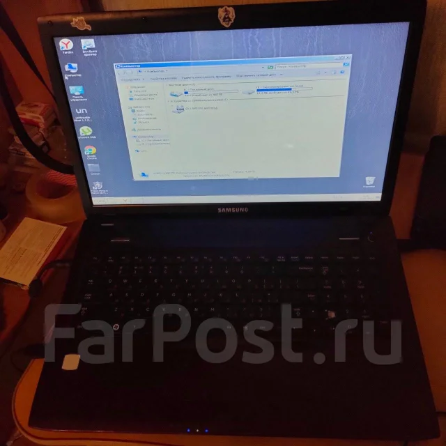 Samsung R780. 17.3", 2,4����, ��� 4 ��, ���� 450���, WiFi: 1, Bluetooth: 1 ����