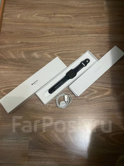 Apple Watch Series 3. GPS, NFC, IP67, IP68 ����