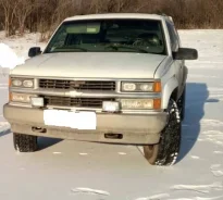 Chevrolet Tahoe. OTCUTCTBUET, OTCUTCTBUET ����