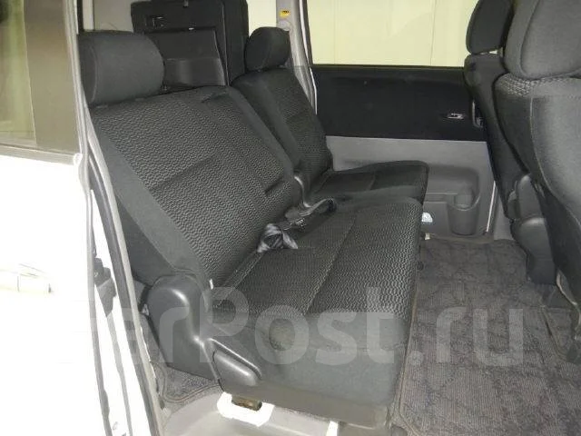 Toyota Voxy. ��������, ��������, 2.0 (155��.�.), ������, 92����. ��, �/�, ��� ���. ��� ����� �� ������������ ����