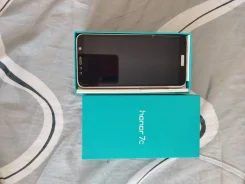 Honor 7C. �/�, ����������� ����