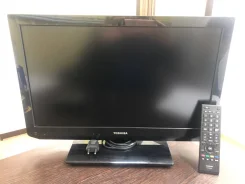 Toshiba 32EL833R. LCD (��) ����