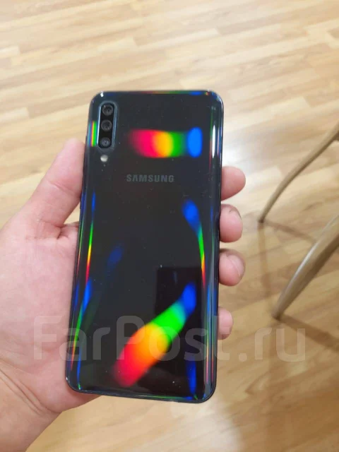 Samsung Galaxy A50. �����, ������, 4G LTE ����