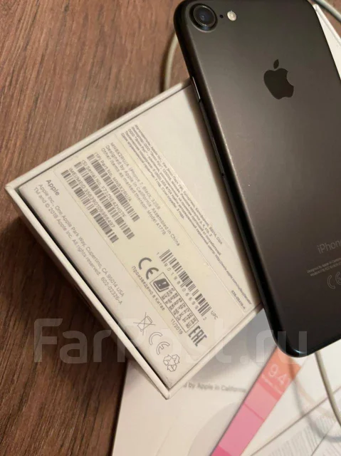 Apple iPhone 7. �/�, ������, 4G LTE ����