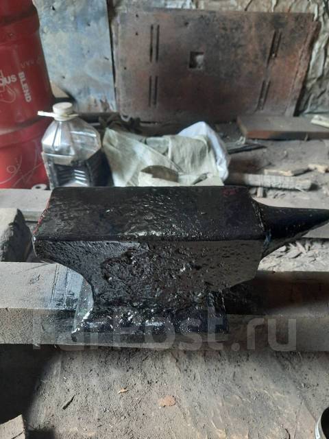 Наковальня 30 кг, б/у, в наличии. Цена: 8 000₽ во Владивостоке