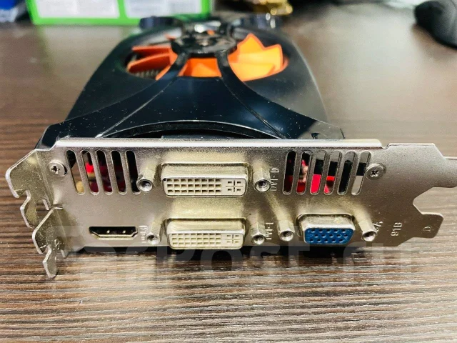 GeForce GTX 460 ����