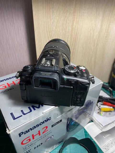 Panasonic Lumix DMC-GH2 Body ����