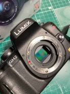 Panasonic Lumix DMC-GH2 Body ����