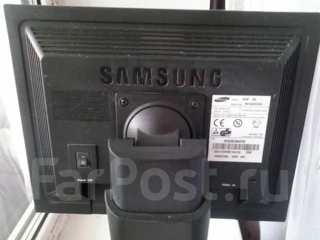 Samsung. 11", ���������� �� (LCD, LED, QLED) ����