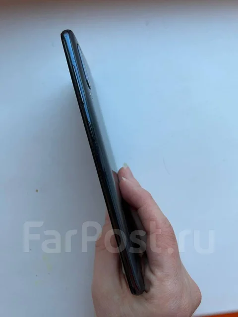 Samsung Galaxy A50. �/�, ������ ����